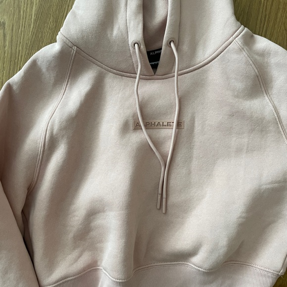 Alphalete union performance crop hoodie - Picture 2 of 2